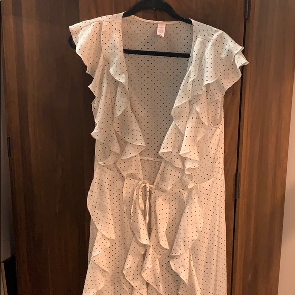 VS polka dot ruffled robe - Picture 2 of 4